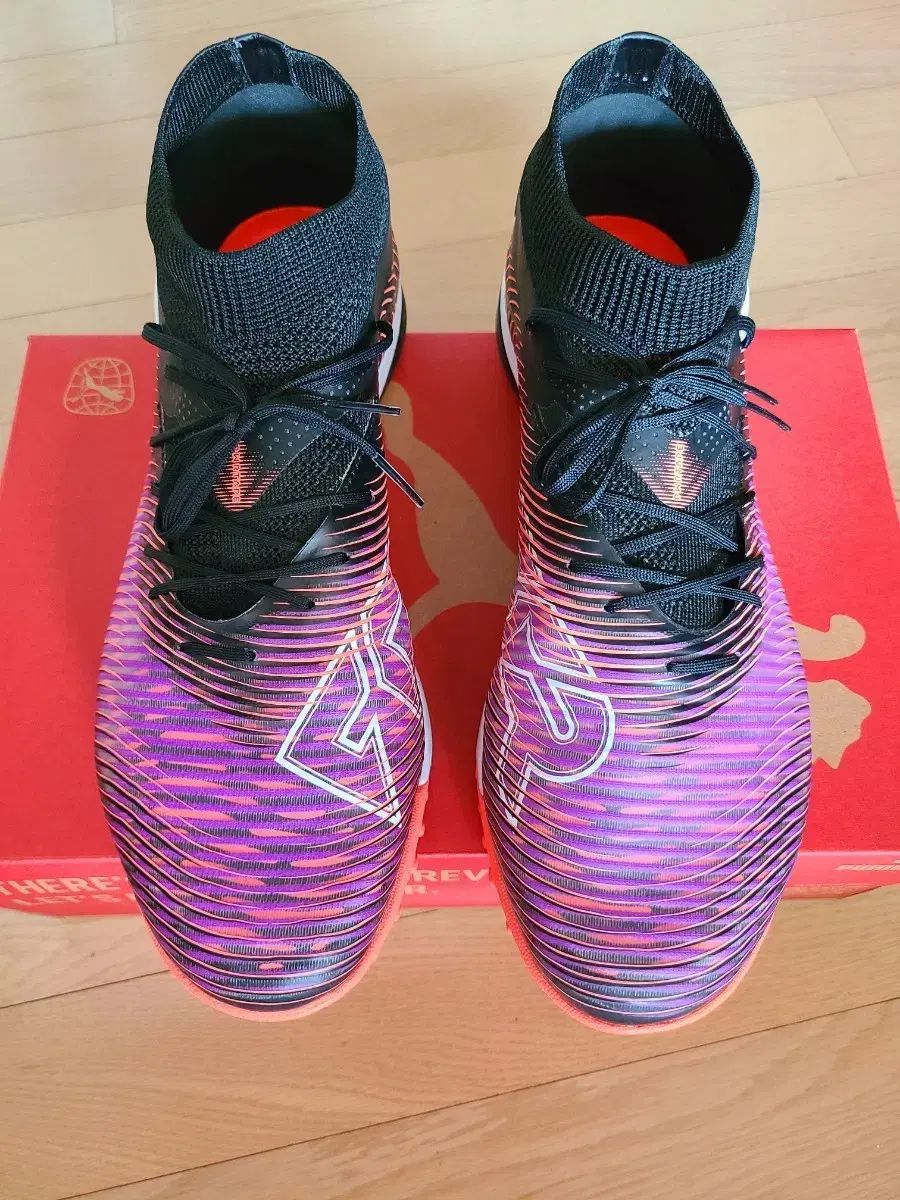 PUMA(プーマ) フューチャー 8 プロ ケージ TF サッカーシューズ