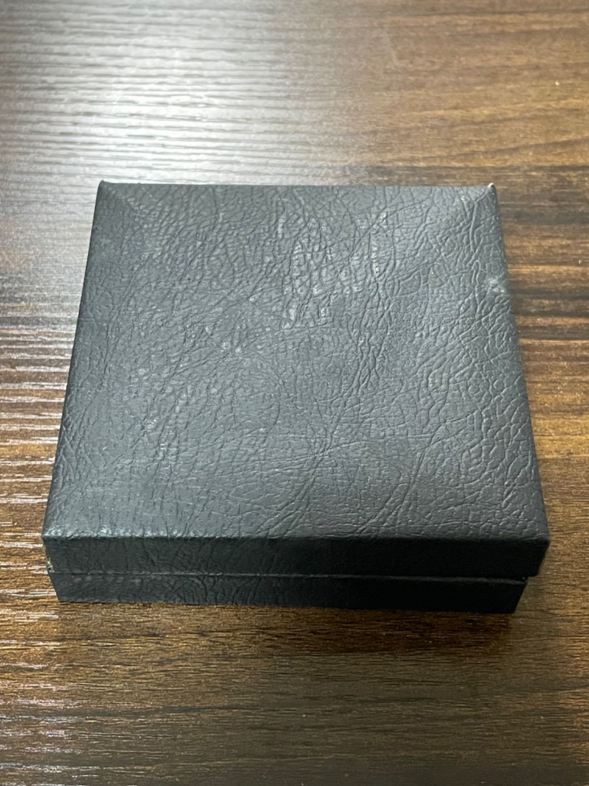 zippo 底面斜体