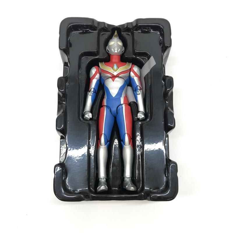 バンダイ S.H.Figuarts（真骨彫製法） ウルトラマンダイナ