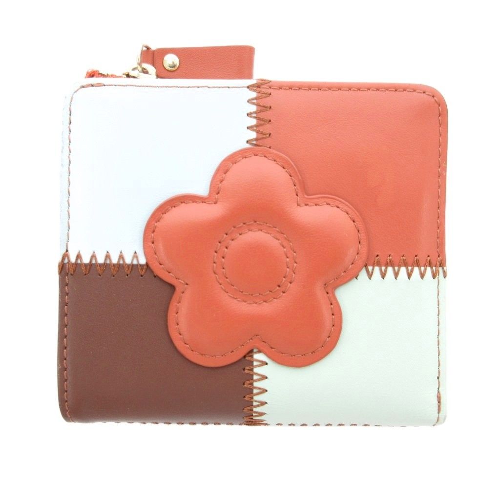 MARY QUANT 花モチーフ 二つ折り財布 マリークワント MARY QUANT 二つ折り財布 ウォレット 花モチーフ