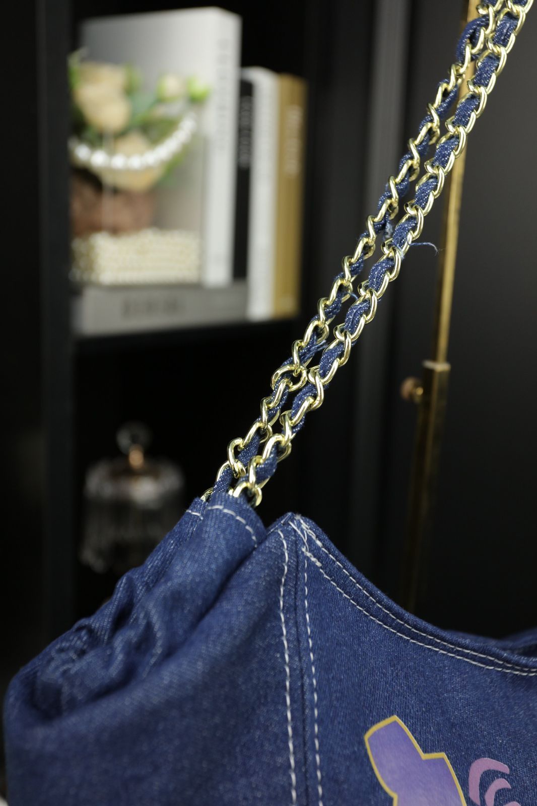 軽やか夏映えプリントトート♡【CHANEL】デニムトート Chanel Deauville Large Tote チェーン付 デニム トートバッグ
