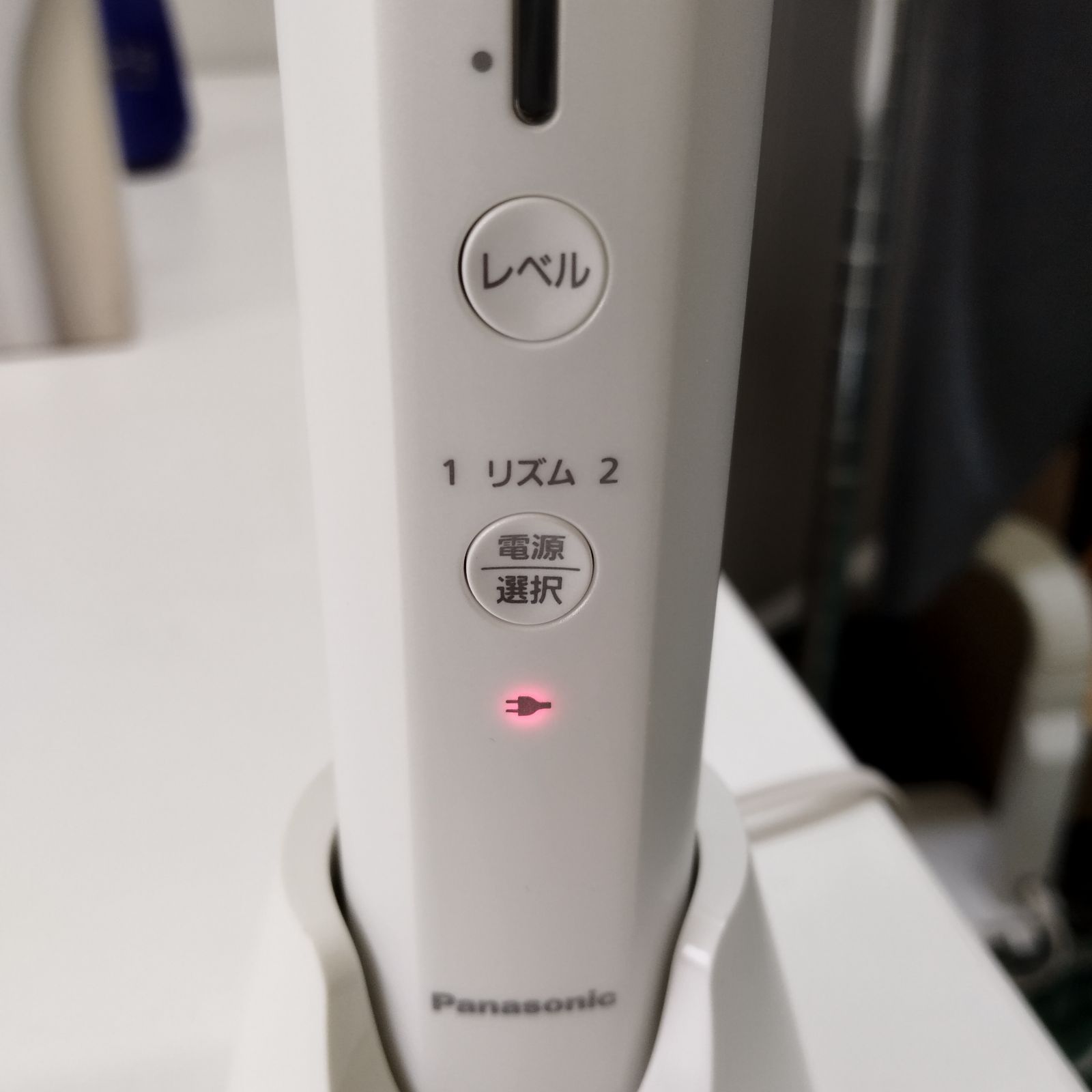 Panasonic／パナソニック RF美顔器 EH-SR71 ホワイト C1669