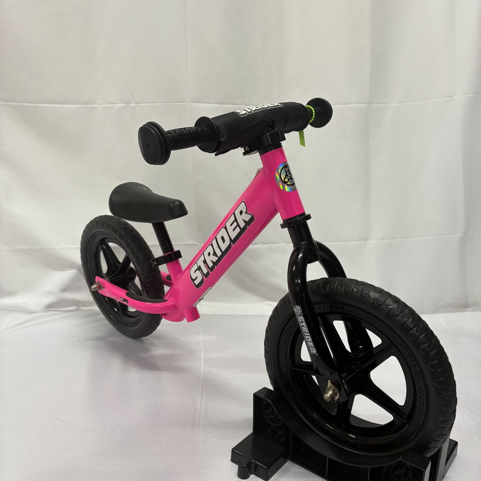 美品 STRIDER 12 SPORT ストライダー スポーツ バランスバイク
