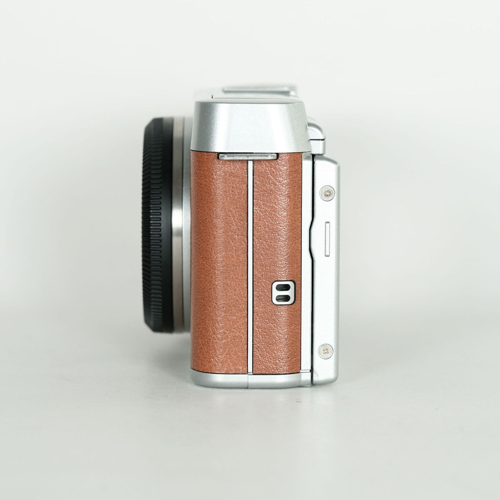 美品] FUJIFILM X-M1 ボディ ブラウン / 富士フイルムXマウント