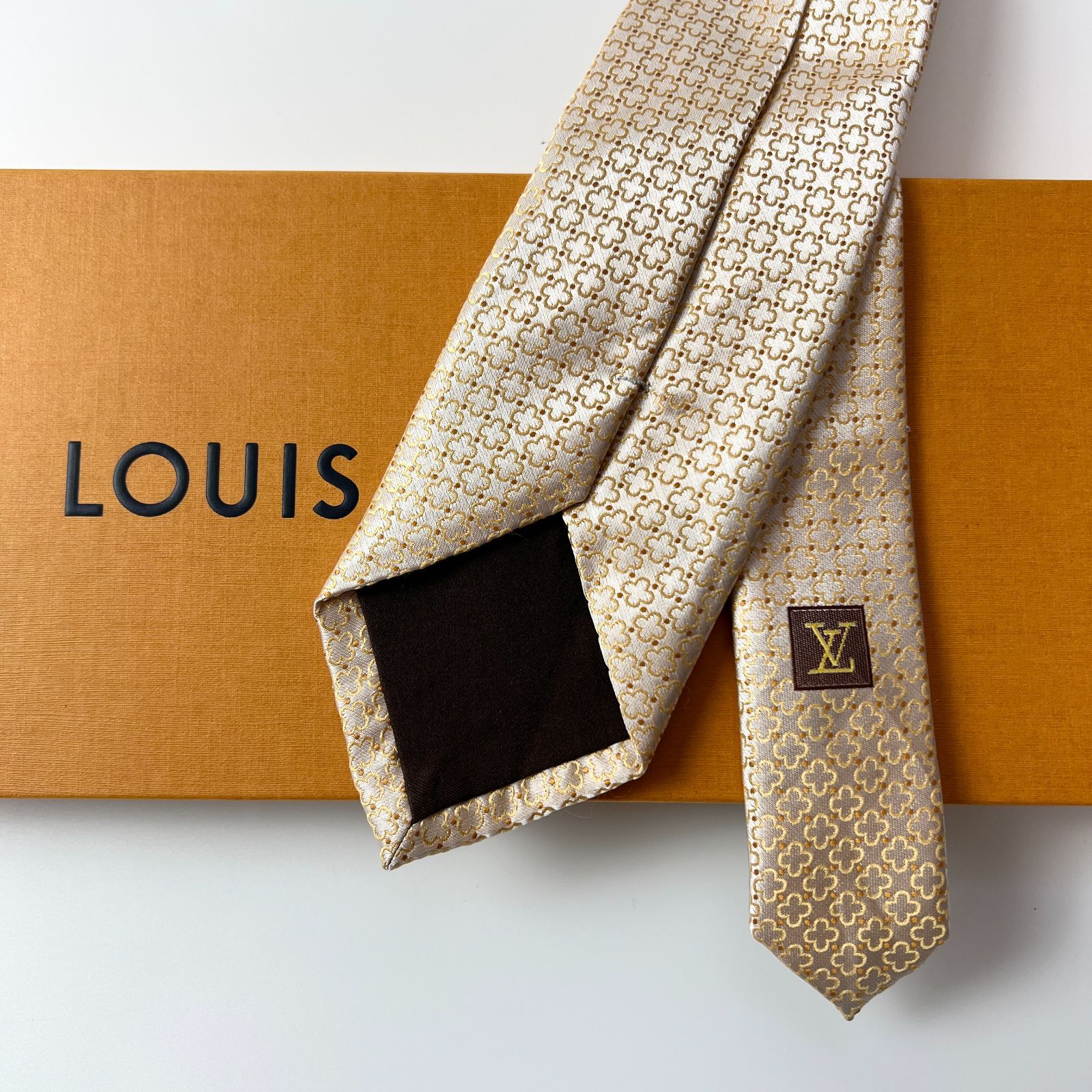 美品 ルイヴィトン Louis Vuitton ネクタイ シルク100% シャンパン