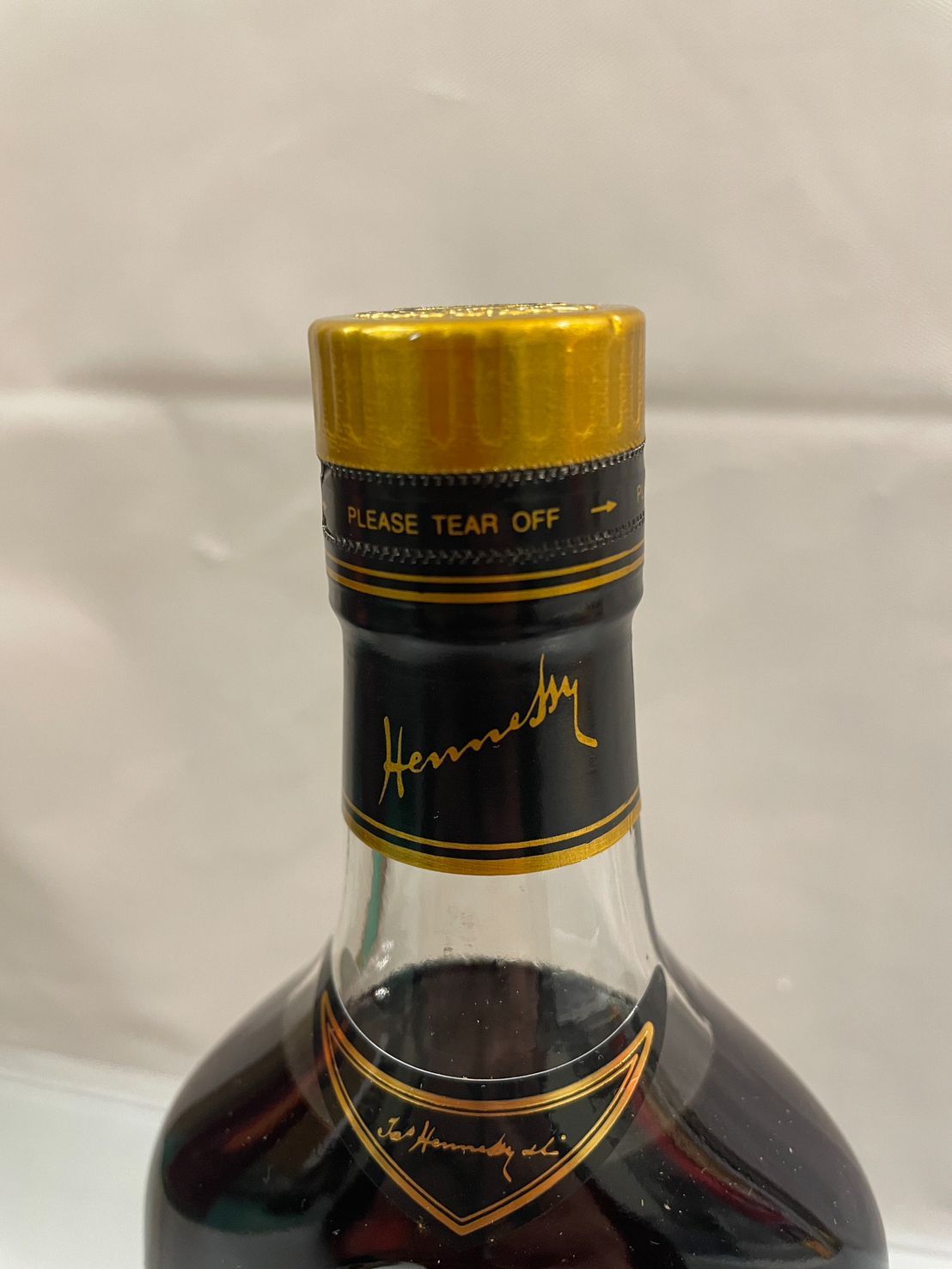 I【クーポンでお得！】最終値下げ Hennessy XO COGNAC ヘネシー 35cl 40％ブランデー お酒 金キャップ 希少 未開封 -  メルカリ