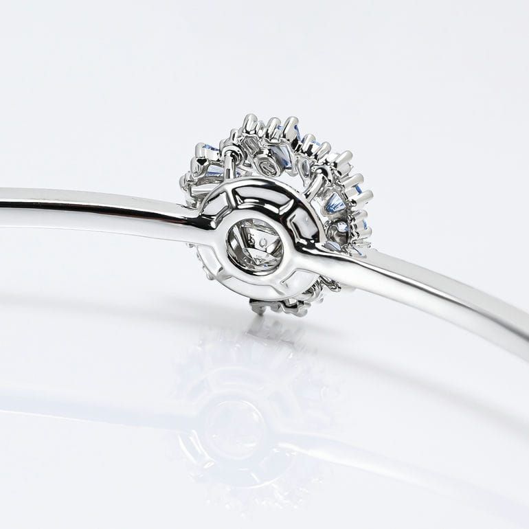 【新品未使用】swarovski スワロフスキー バングル ldyllia SWAROVSKI ブレスレット 「公式」「スワロフスキー」Idyllia