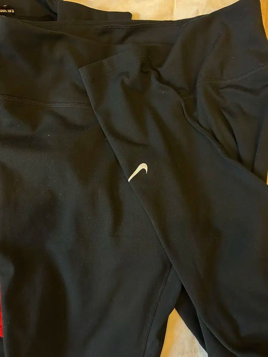 NIKE ナイキ レディース レギンス 4 犬 M3 L1