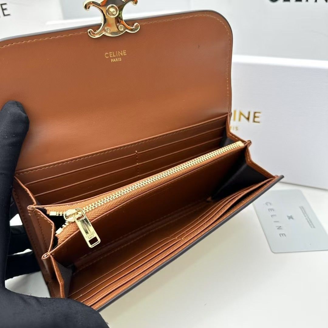 新品未使用 CELINE 財布[本日特価|新品未使用品] - メルカリ