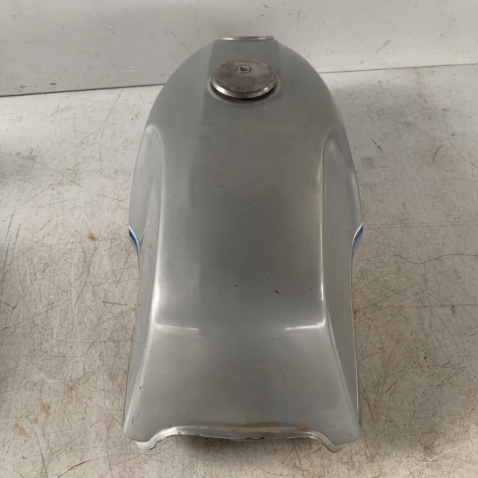 GSX250T純正ガソリンタンク GSX250T純正ガソリンタンク Gas Tank 鈴木