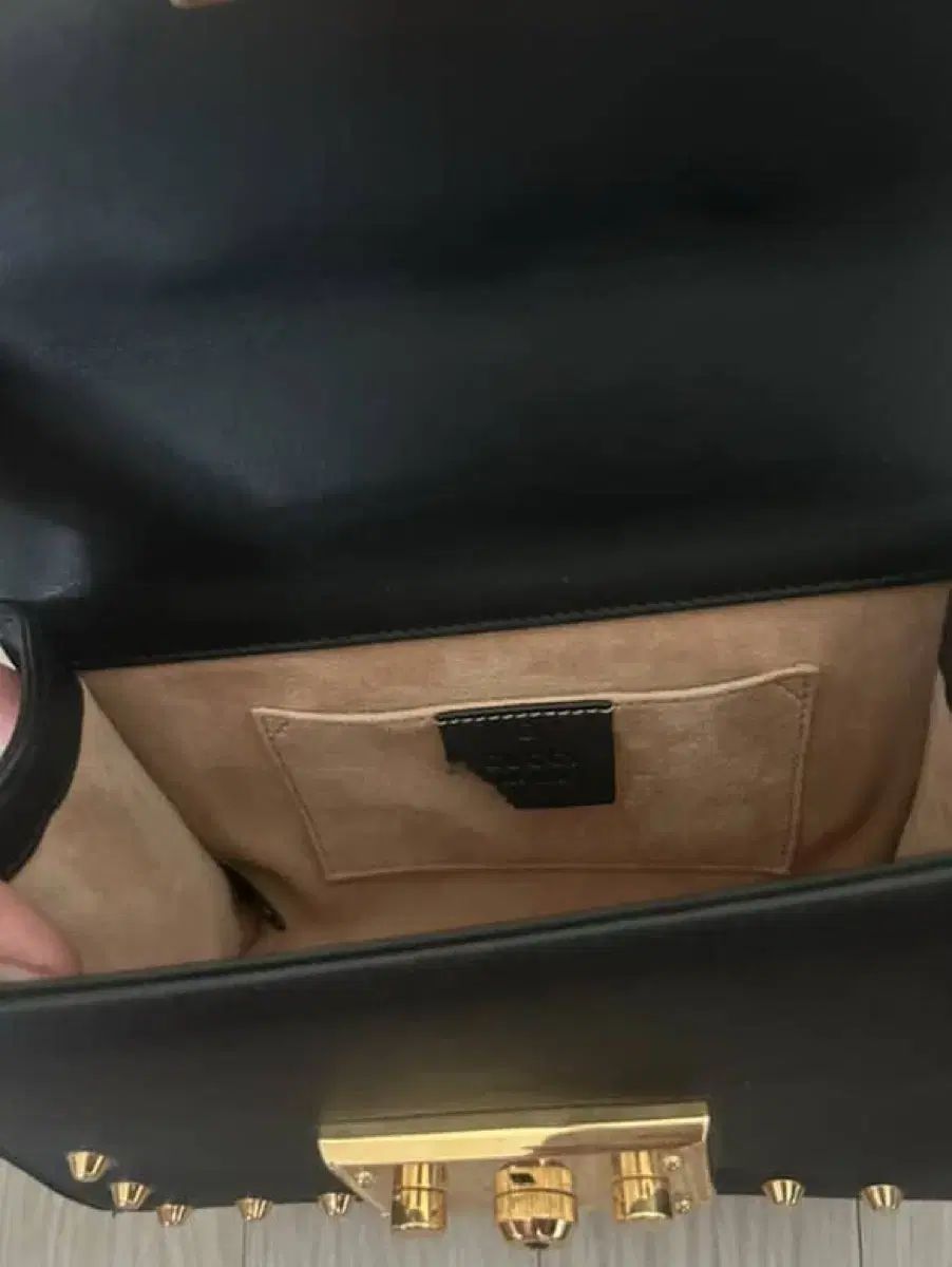 【保障できる！】 グッチ ペドラロック パール チェーン ショルダーバッグ