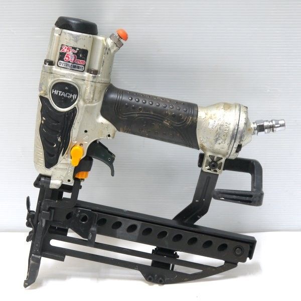 日立工機 HITACHI 50mm フロア用タッカ N5004MF 常圧 エア釘打機 フロアタッカ フロア用釘打機 エア工具 エアーツール ≡DT6461