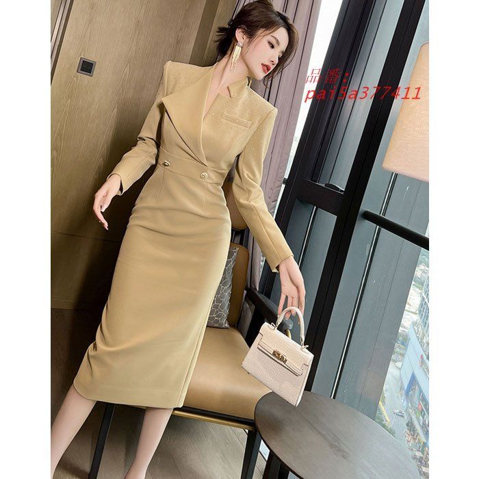 ベージュ 結婚式