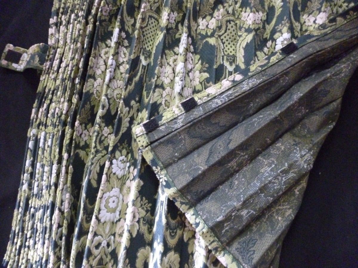 花かご］アコーディオン式仮眠カーテン グリーン - メルカリ