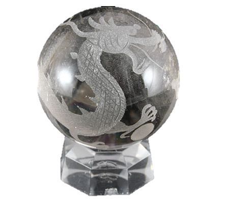 水晶丸玉手彫り龍　50mm 彫刻置物】 丸玉 水晶50mm （素彫り） 五爪龍 送料無料 天然石