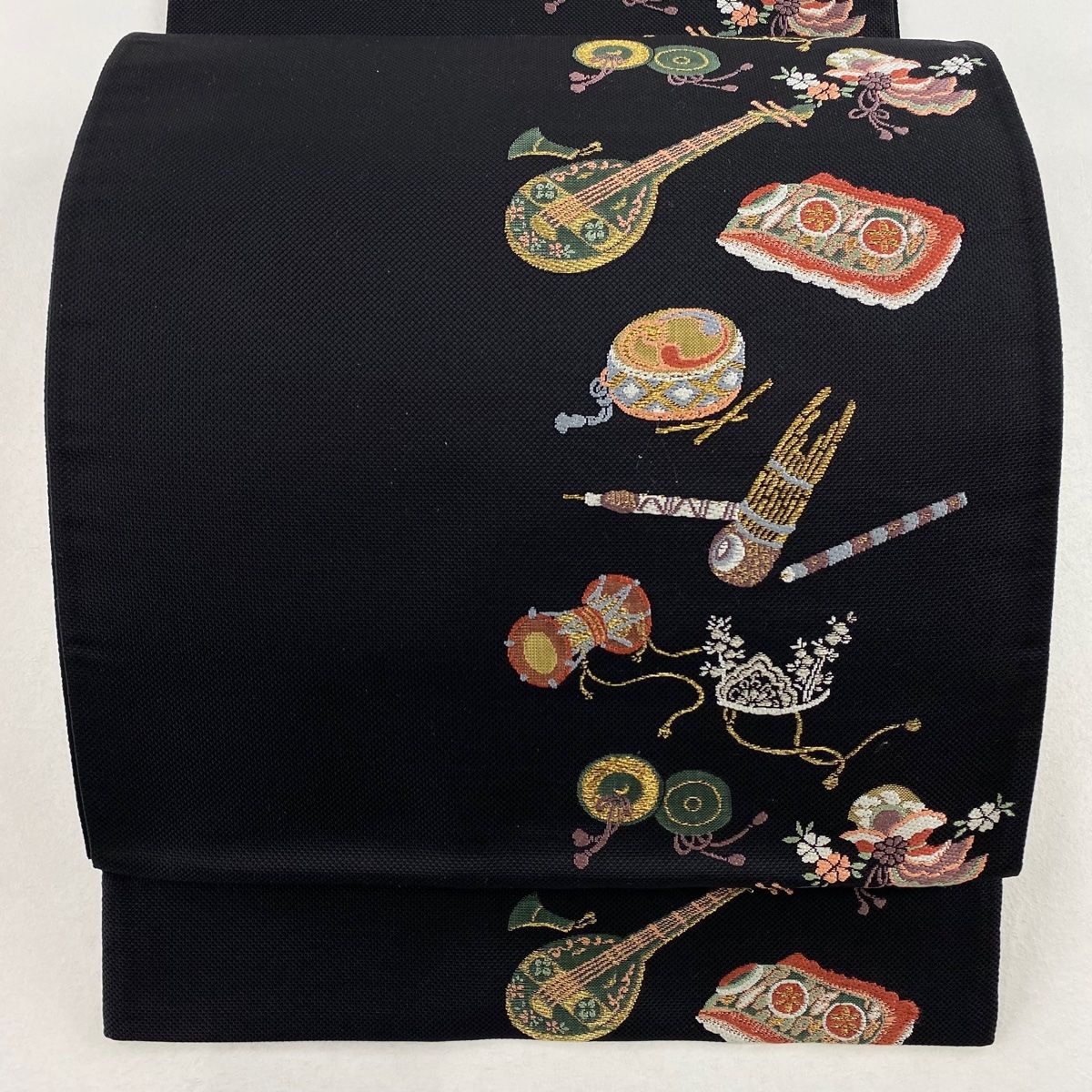 袋帯 正絹 黒地 煌めく 上品な花 六通 U-4395 帯2754 ○鳳翔 高級 正絹 六通 袋帯 花文 華文 - メルカリ