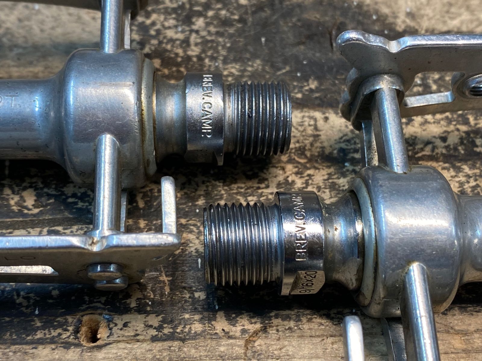 JE515 カンパニョーロ