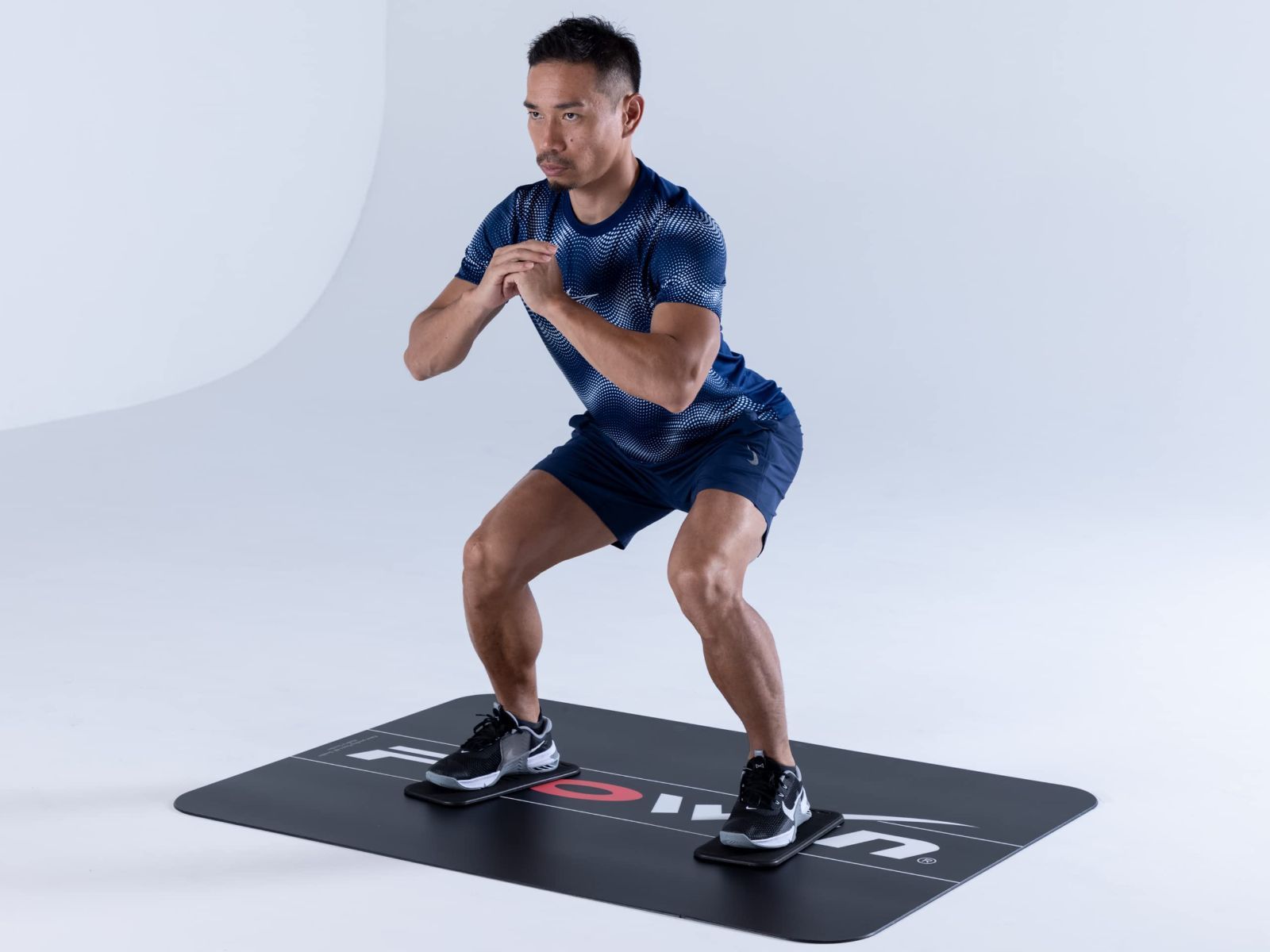 FLOWIN Fitness ホワイト 98.5㎝×69cm 体幹トレーニング Amazon | 【長友佑都愛用】FLOWIN Fitness ホワイト 98.5㎝×69cm