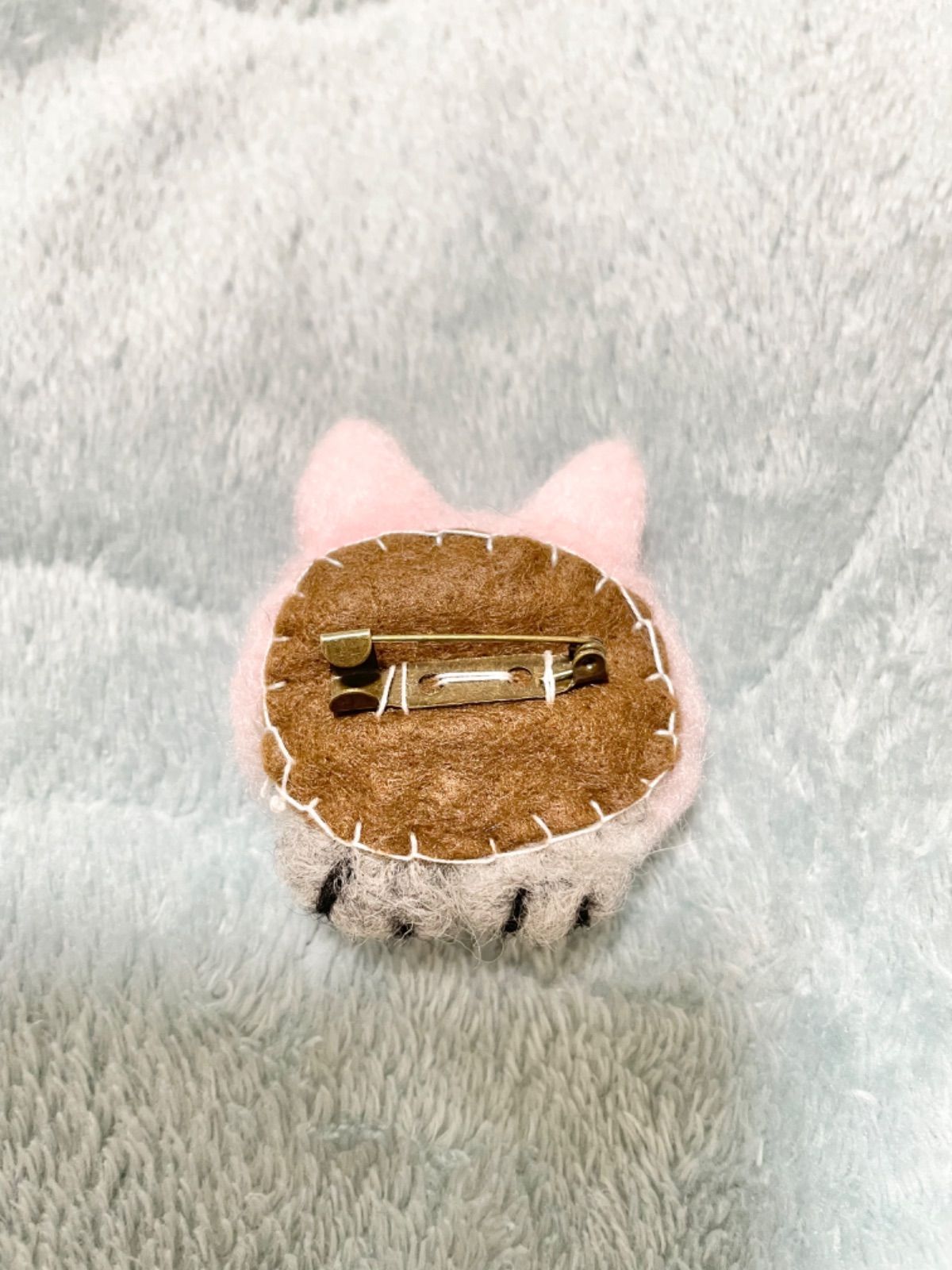 着ぐるみわんちゃんのブローチ　ヨークシャテリア