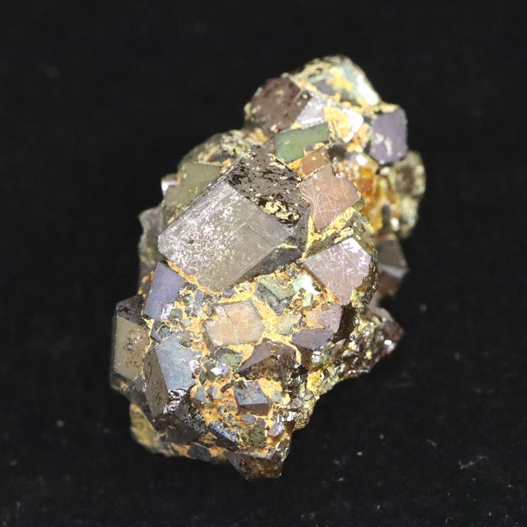 奈良県天川村産 レインボーガーネット 11.2g 【榎本通商 41609