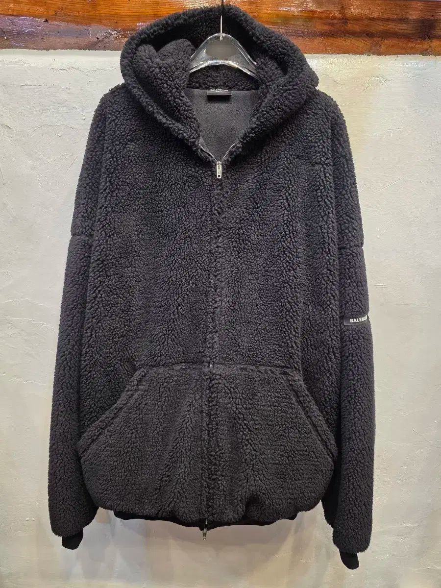 BALENCIAGA バレンシアガ 23FW オーバーサイズ フリース フーディー 店舗販売品
