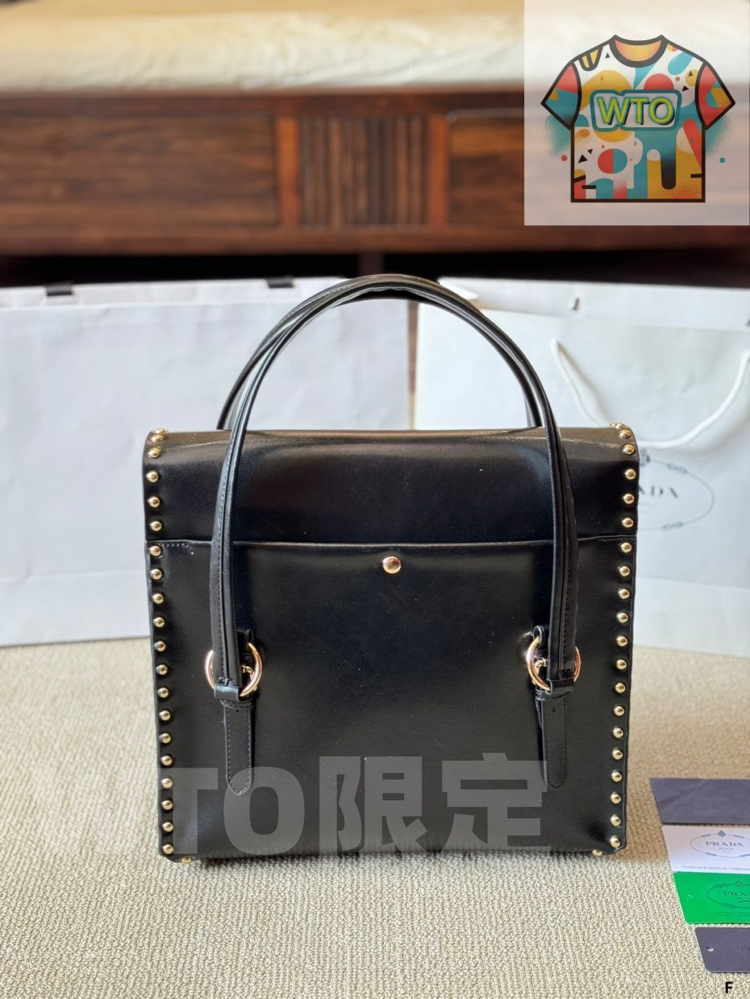 PRADA レトロショルダーバッグ - チョコレートカラー | ヴィンテージ風 | ♥品 -WT0輸入 STEELWINDOWSANDDOORS_COM