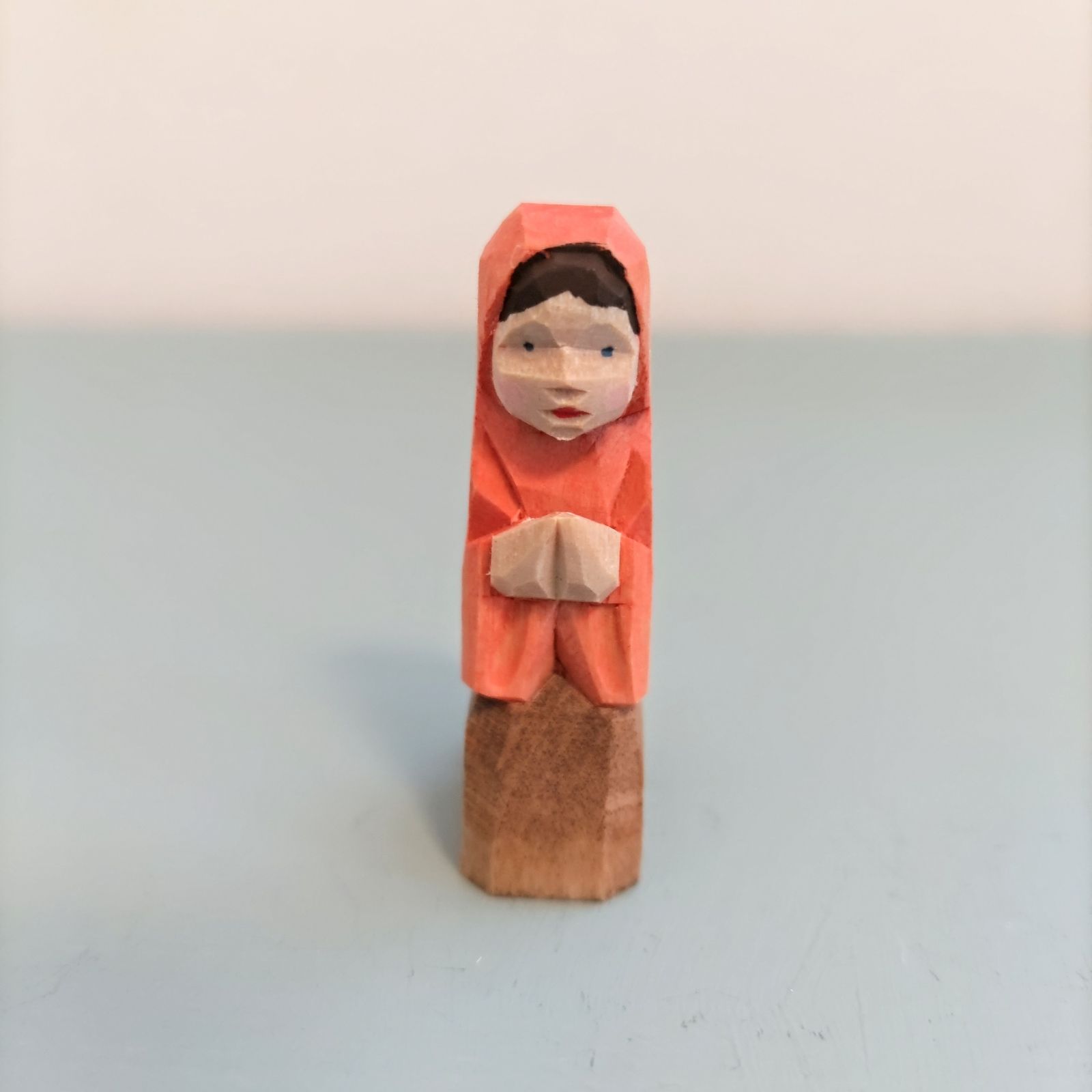 ドイツ工芸品 ミニチュア うさぎ3匹セット 木製 ヘルビッヒ工房 伝統