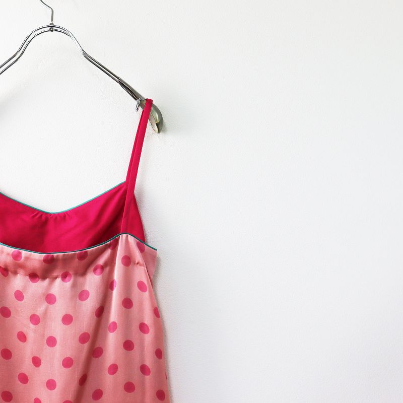 ジェーンマープルドンルサロン Jane Marple Dans Le Salon フラワー