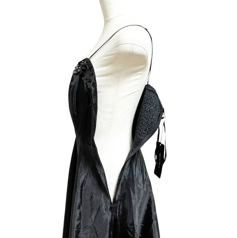 新品未使用☆ヤマダヤ☆ロングワンピース　　☆フォーマルドレス Aga Blackのワンピース/ドレスの商品一覧｜ファッション通販の