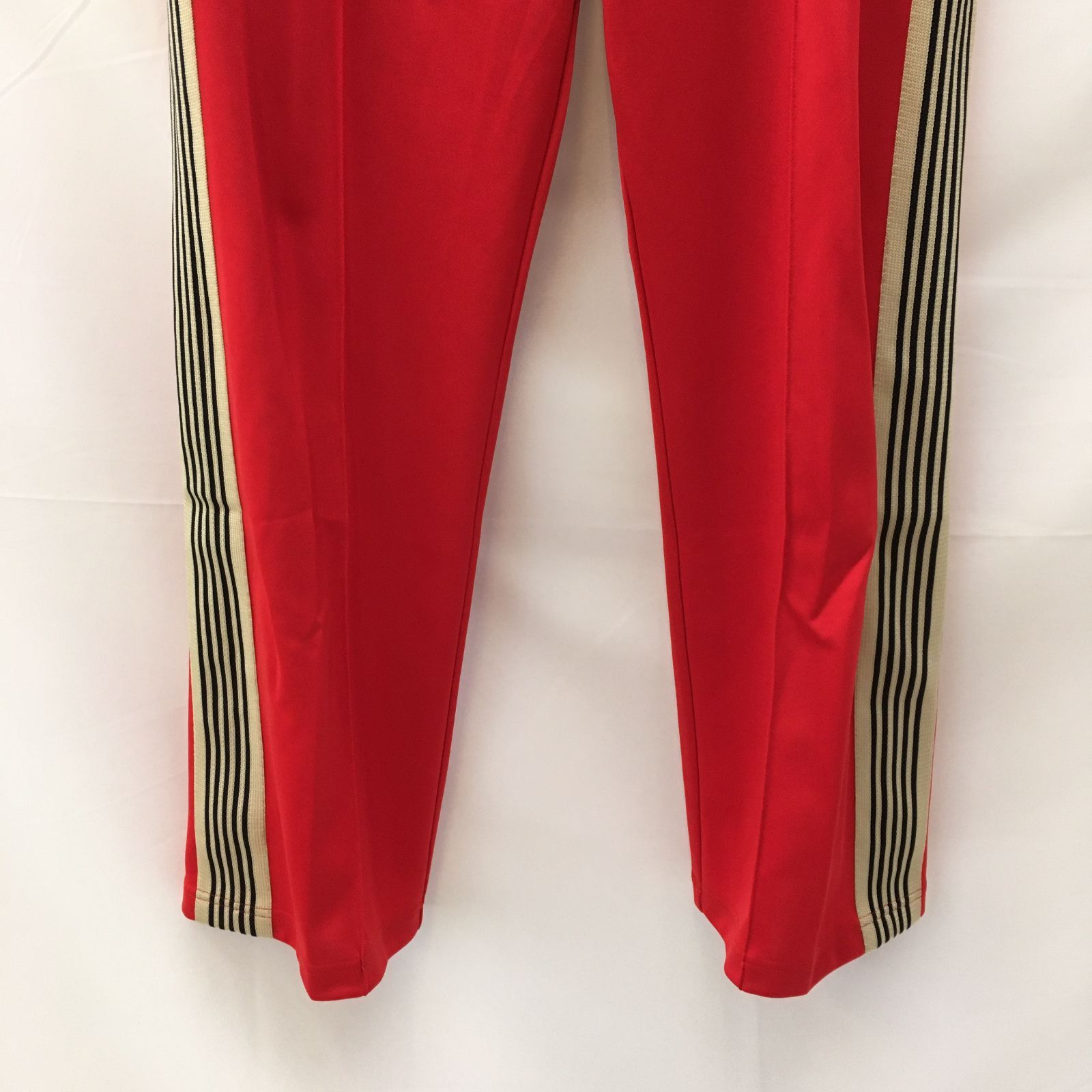 Needles トラックパンツ　ストレート　S　ホワイト×レッド Needles トラックパンツ ストレート ホワイト レッド - メルカリ