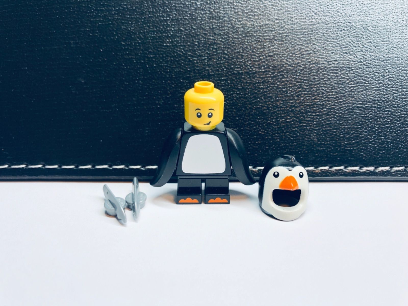 正規品】LEGO ミニフィグ ペンギンボーイ シリーズ16 - メルカリ