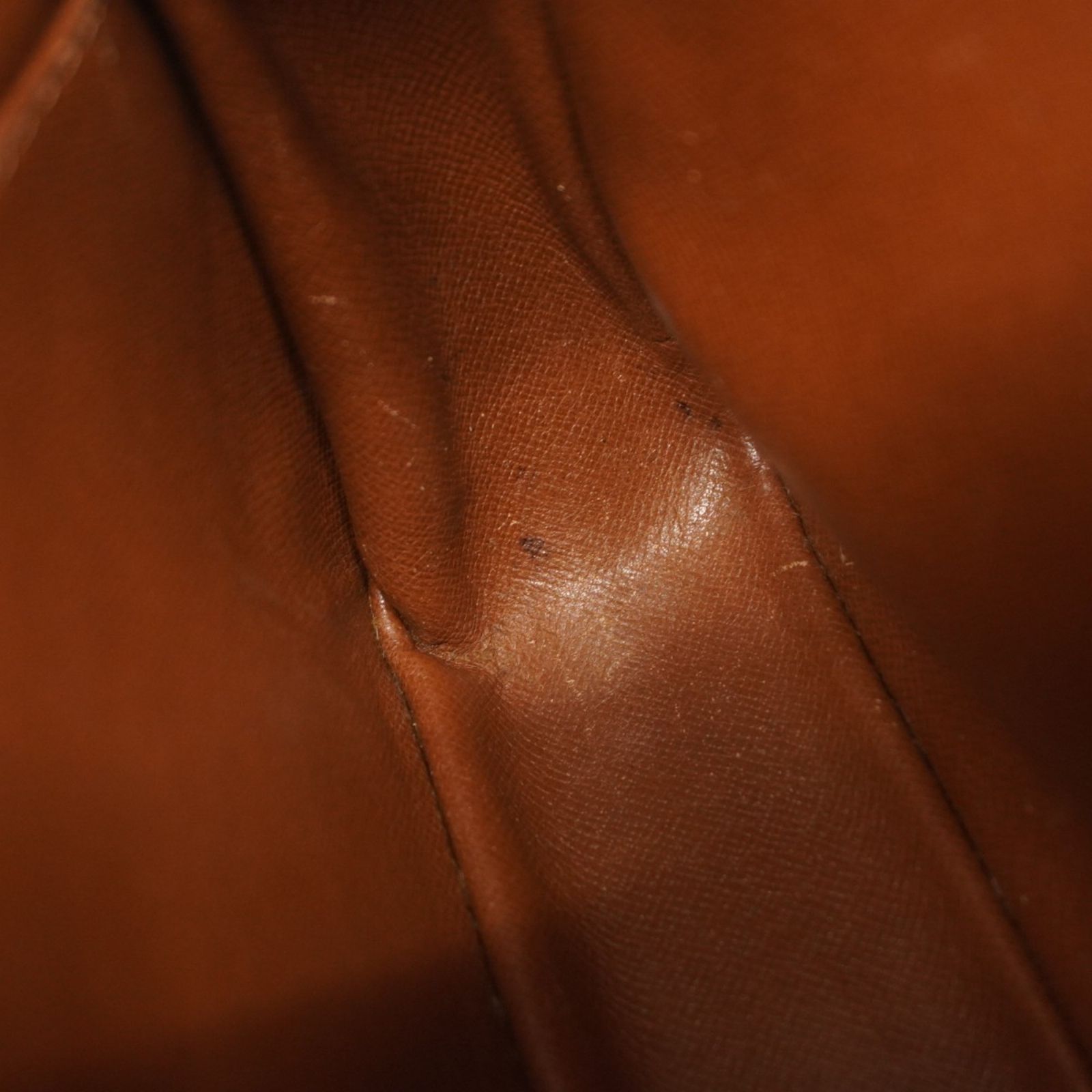 クラッチバッグ