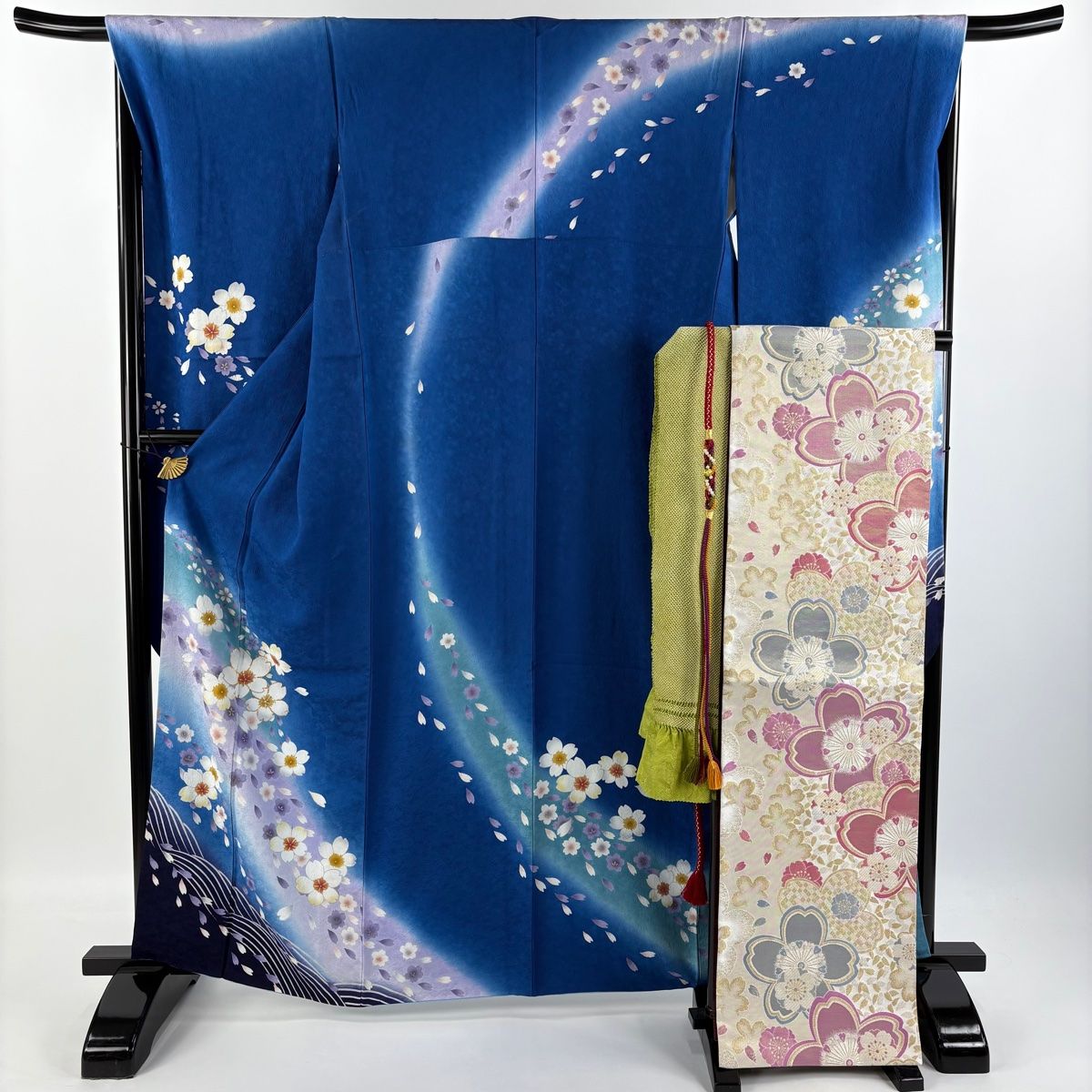 振袖　袋帯　4点セット　桜　蝶　金銀彩　身丈163cm 裄丈66cm M 正絹 振袖 身丈162.5cm 裄丈67cm M 袷 袋帯フルセット 桜 扇 金彩