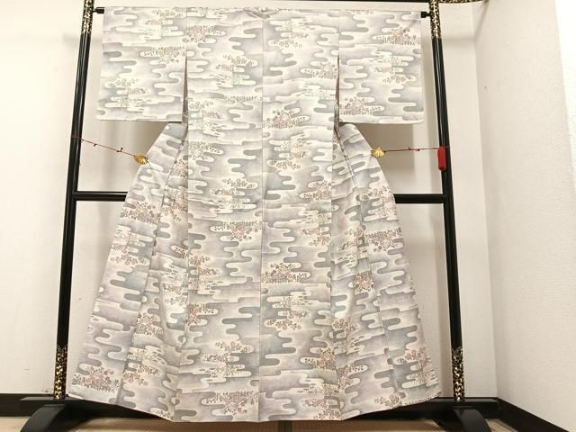 【未使用品・訳あり】白大島紬 着物 正絹 草花柄 カタス式 A-1495 未使用品・訳あり】白大島紬 着物 正絹 草花柄 カタス式 A-1495