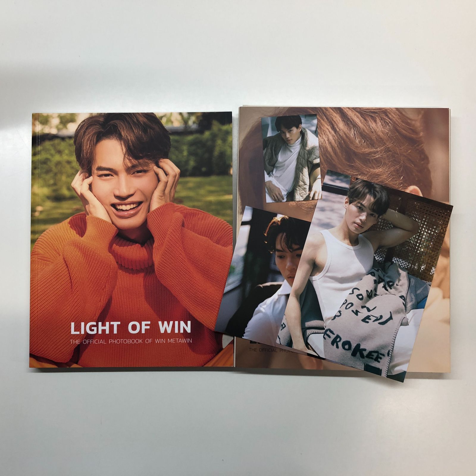 Win win 公式写真集【LIGHT OF WIN】 N]写真集 LIGHT OF WIN/WIN METAWIN 公式フォトブック - メルカリ