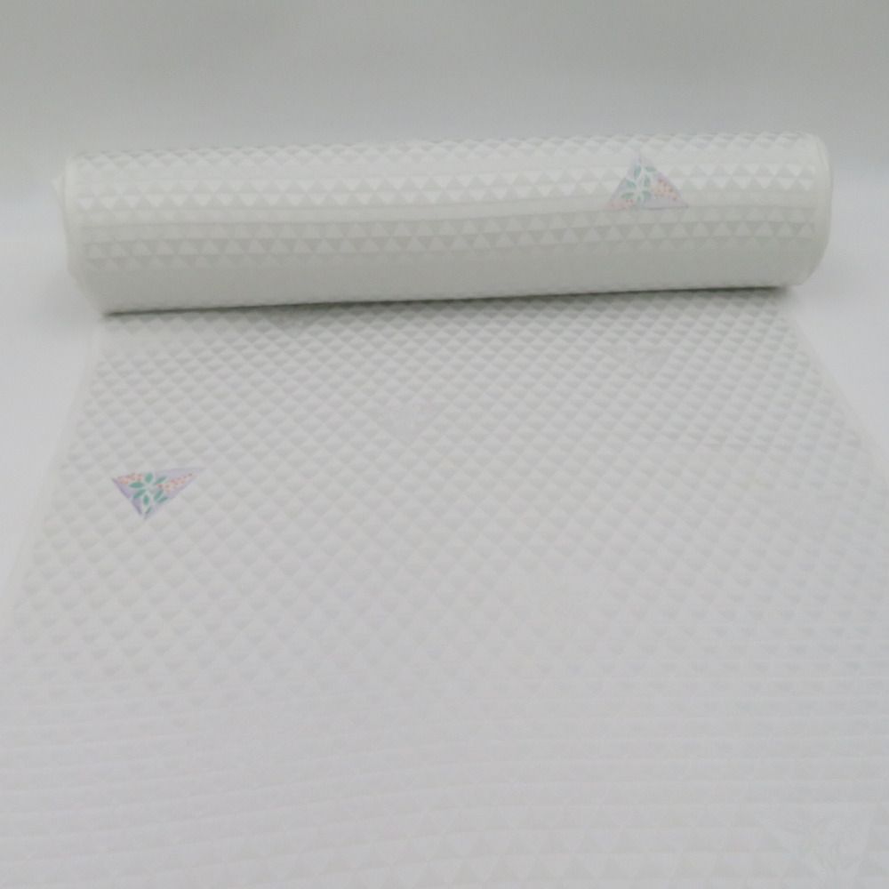 反物 襦袢用 正絹 白x緑x薄紫 鱗に南天 未仕立て 女性着物用 生地 長 反物 襦袢用 正絹 白x緑x薄紫 鱗に南天 未仕立て 女性着物用 生地 長