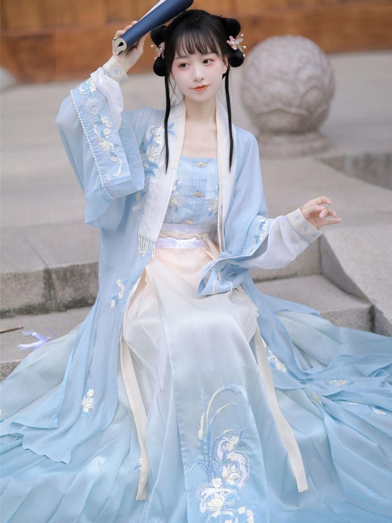 宮廷風漢服