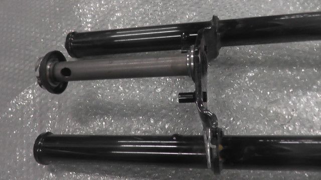 フロントフォーク 1758770123