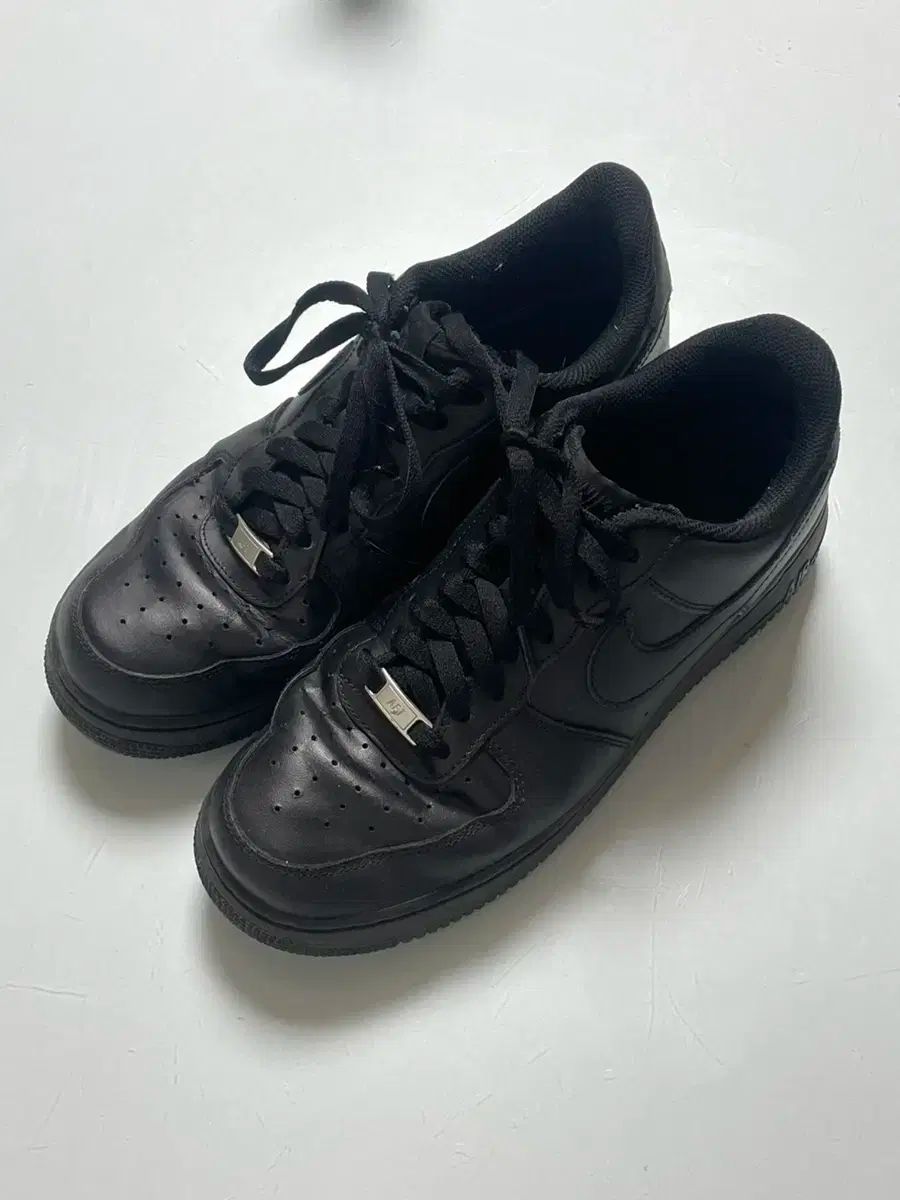 【雷市場（ポンジャン）商品韓国直送】NIKE(ナイキ) エアフォース 黒 280