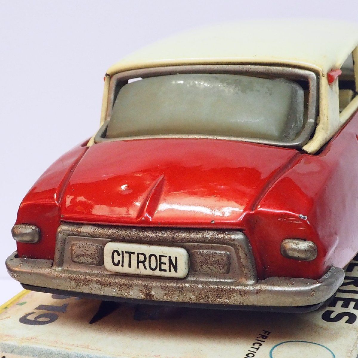 萬代屋 赤箱 740【CITROEN DS19 シトロエン 赤レッド】ブリキ 