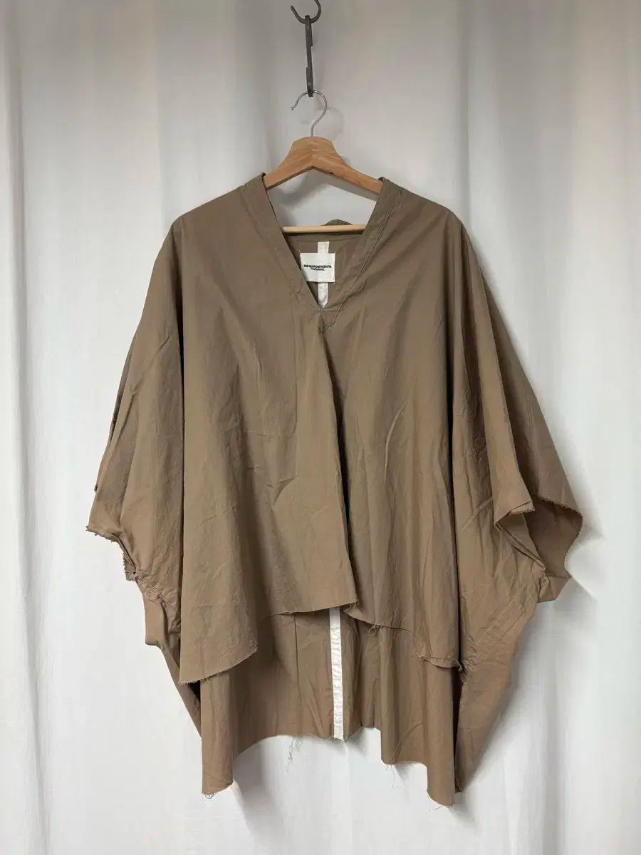 もっと TAKAHIROMIYASHITATheSoloist. タカヒロミヤシタザソロイスト. 18ss コットン ポンチョ