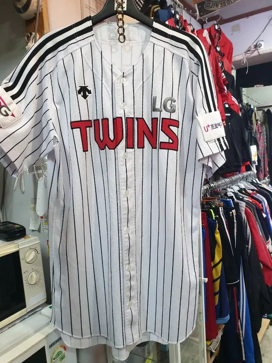 【雷市場（ポンジャン）商品韓国直送】 LG TWINS LGツインズ イ・ヒョンジョン サイン ユニフォーム