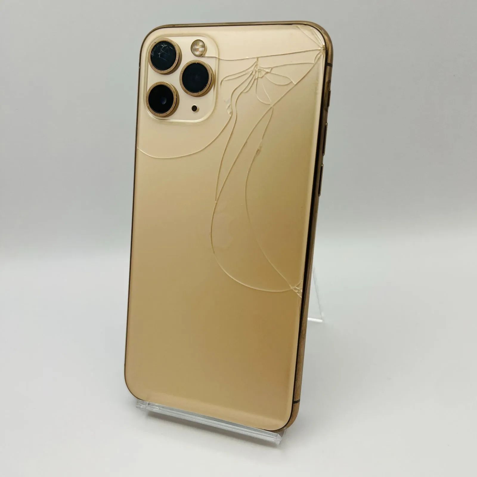 au iPhone11 Pro 64GB MWC52J/A ゴールド 背面・カメラ割れ