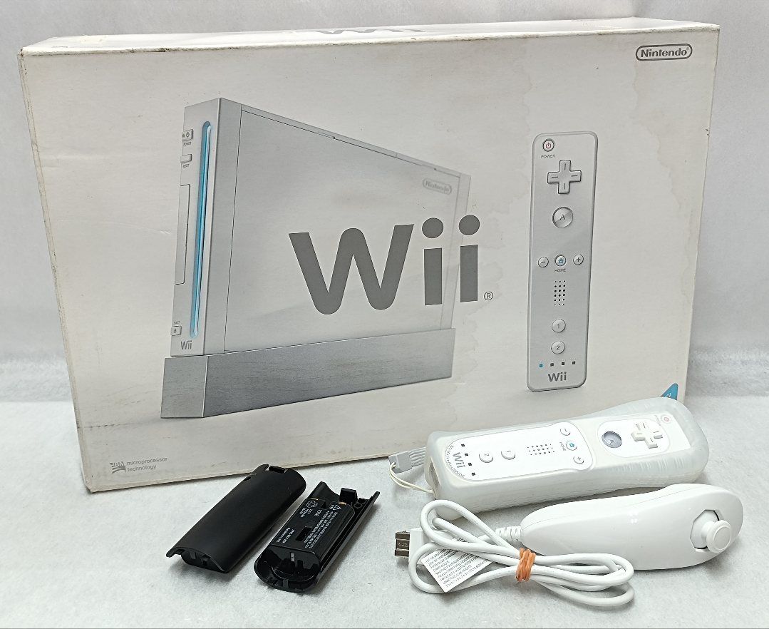 新品Wii／RVLｰ001本体セット+Wiiリモコン・ヌンチャク・バッテリー 