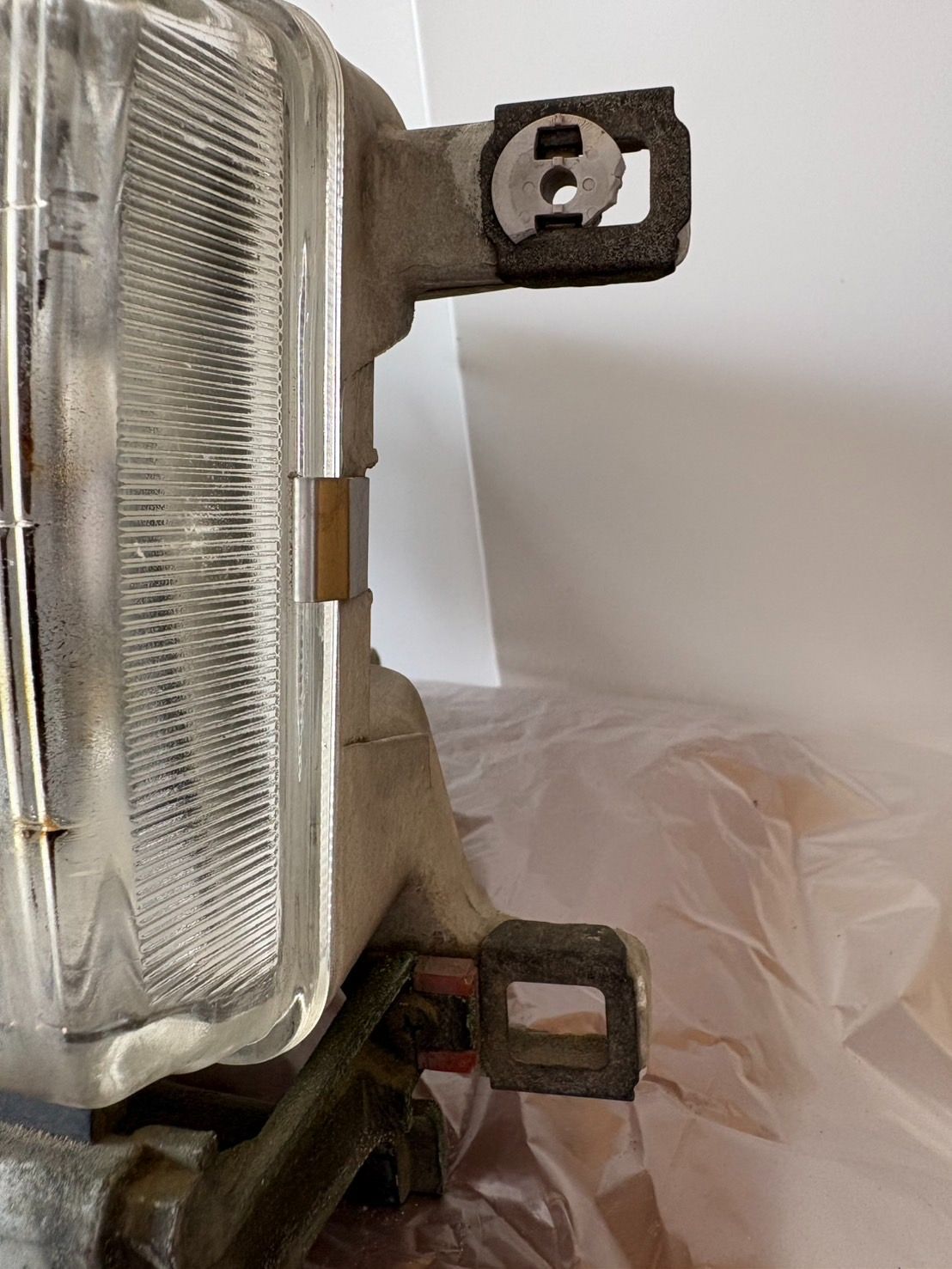 右ヘッドライト TOYOTA22-161R