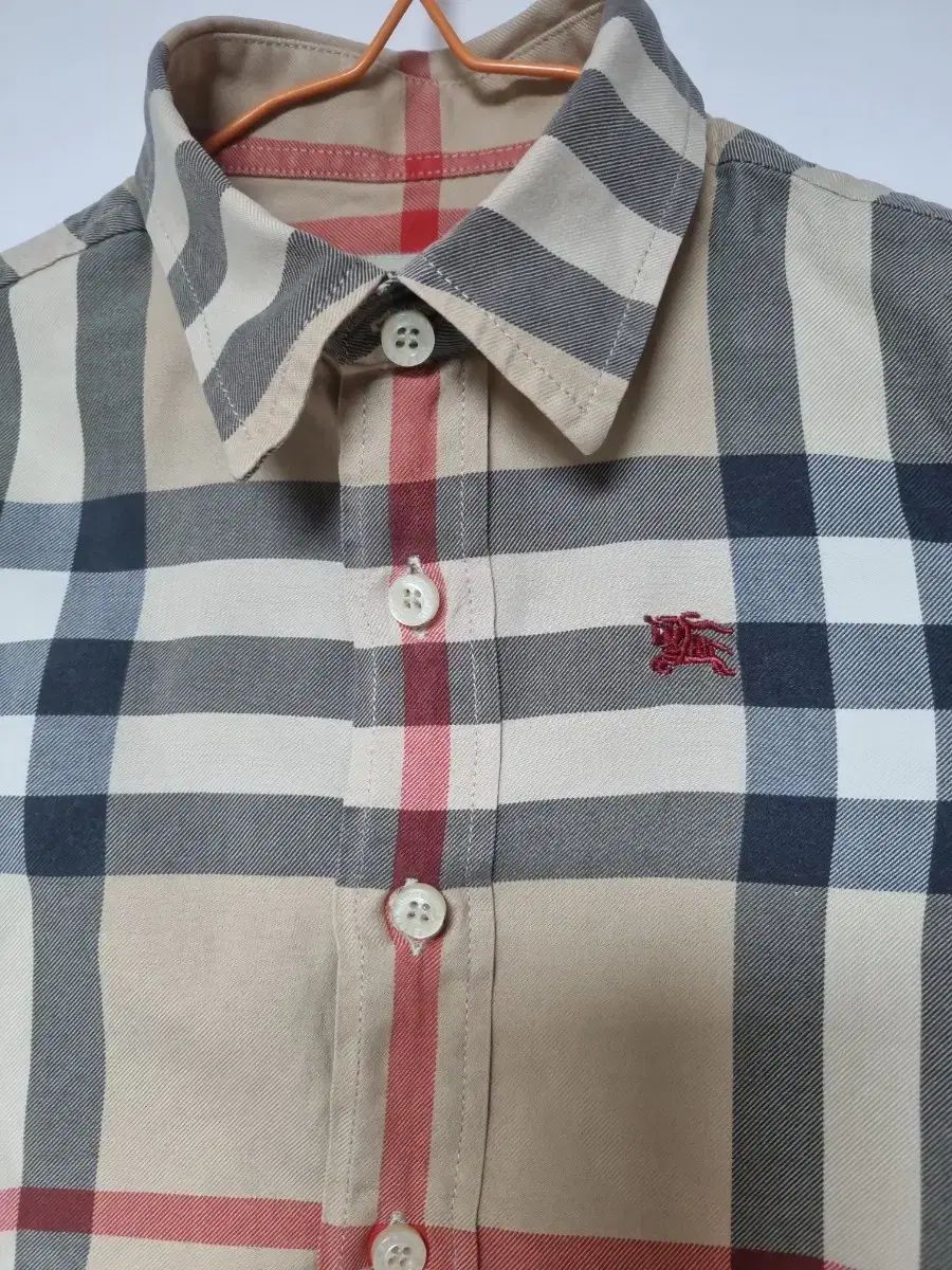 BURBERRY｜バーバリー キッズ チェックシャツ 12Y Burberry Kids(バーバリーキッズ) チェック シャツ 2Y - メルカリ