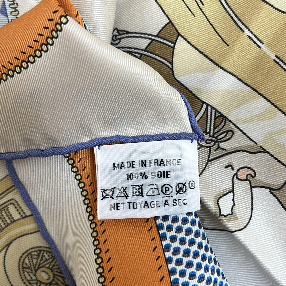 HERMES(エルメス) スカーフ美品 カレ70 ヴァニーユ×ブルー