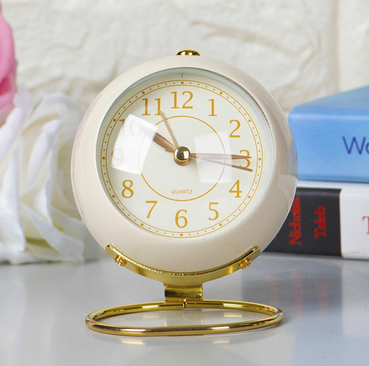 置き時計 目覚まし時計 まるころ時計 おしゃれ かわいい アナログ フレアーコラーズ メルカリ
