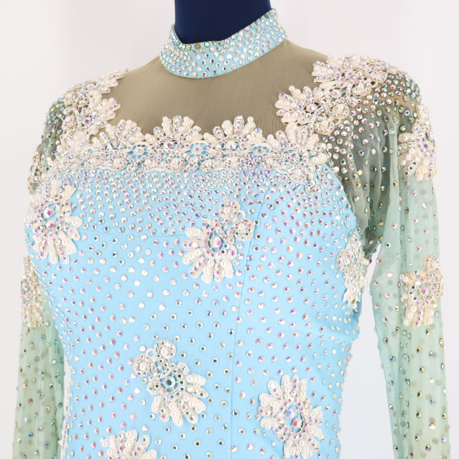 【美品 社交ダンス衣装】ワンピースドレス pinky wolman 水色 美品 社交ダンス衣装】ワンピースドレス pinky wolman 水色 ライト