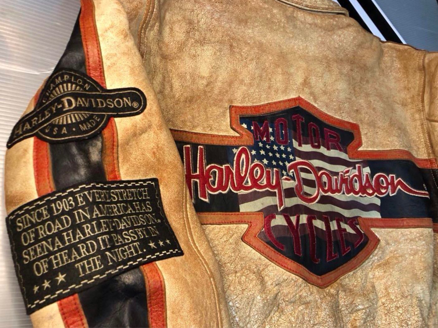 レアモデル立体刺繍】ハーレーダビッドソン本革ジャケットアーティスト